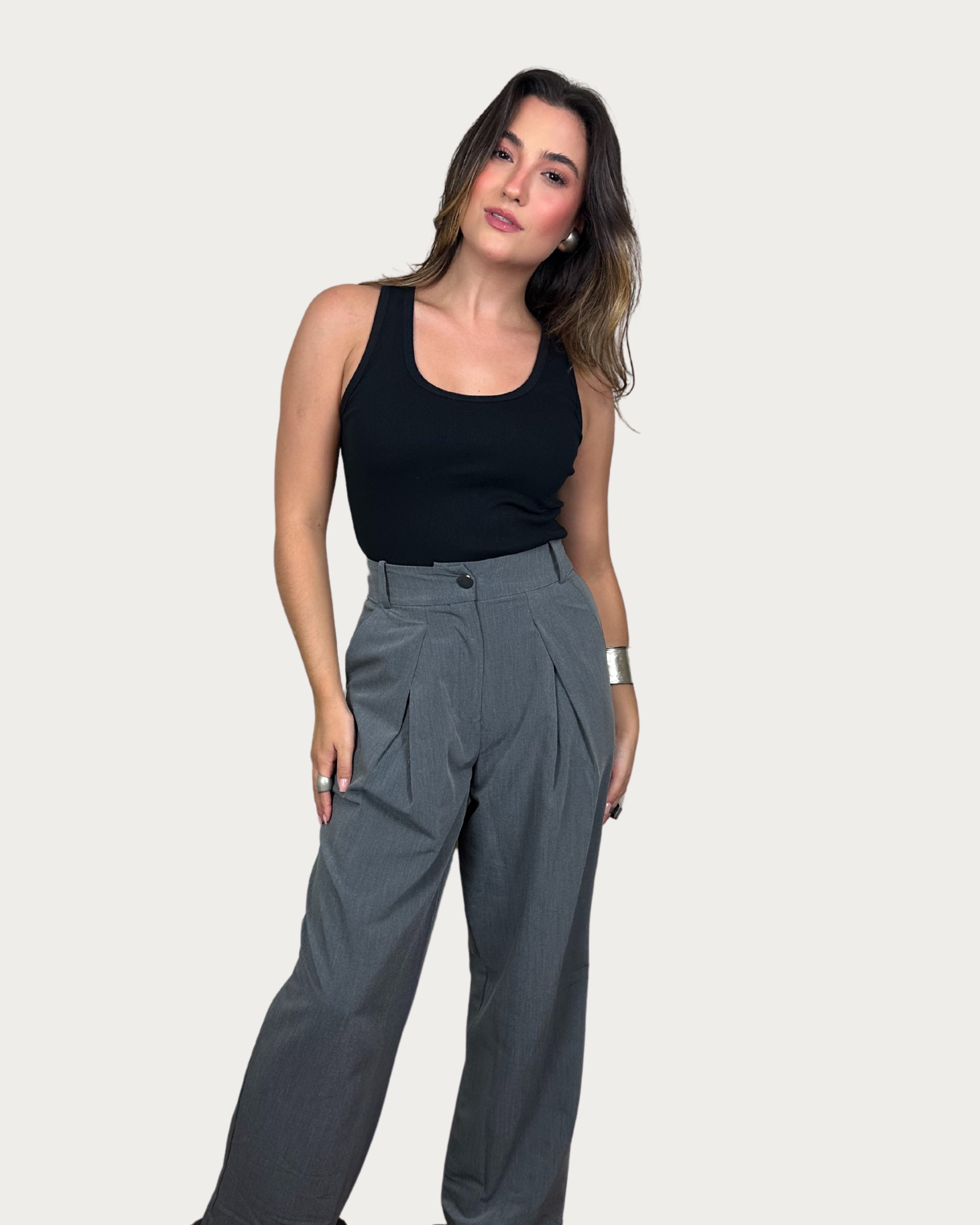 Calça Amêndoa