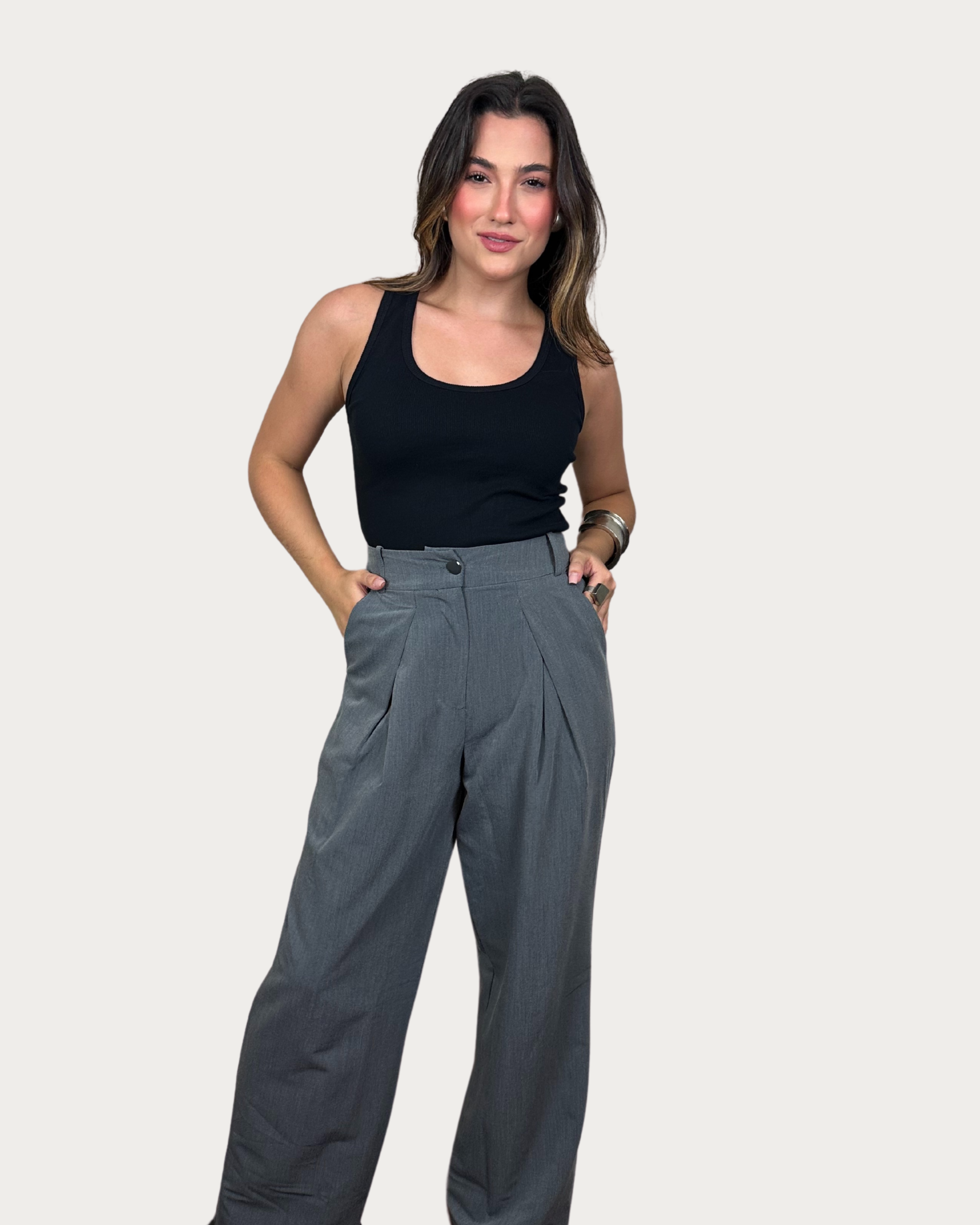Calça Amêndoa