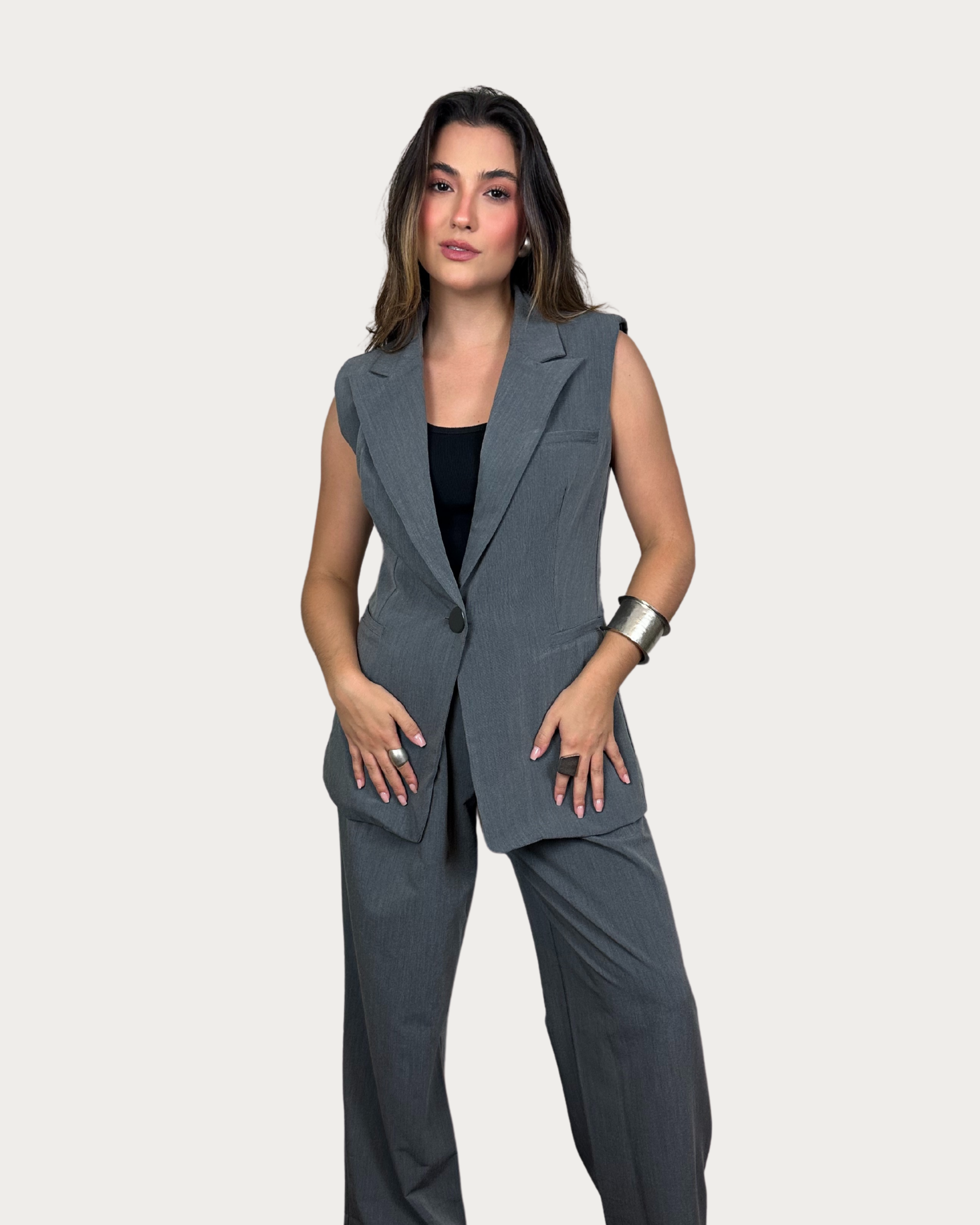 Calça Amêndoa